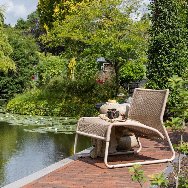 Бежов градински стол от изкуствен ратан West – WOOOD-image-1