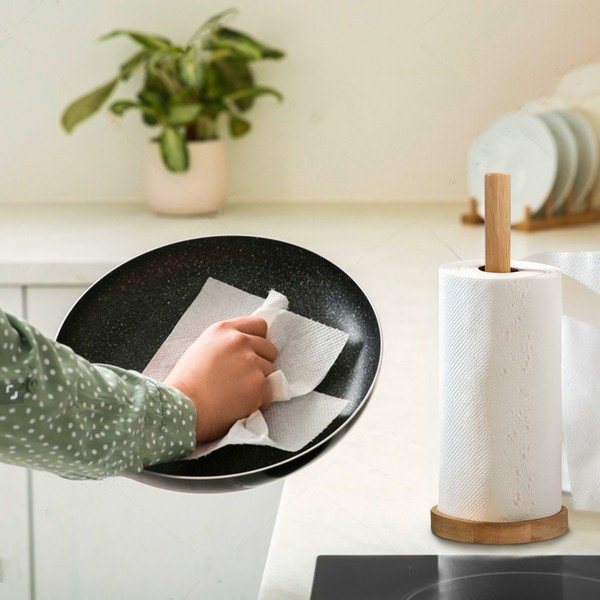 Дървена стойка за кухненска хартия в естествен цвят ø 12 cm Soka – Premier Housewares-image-1