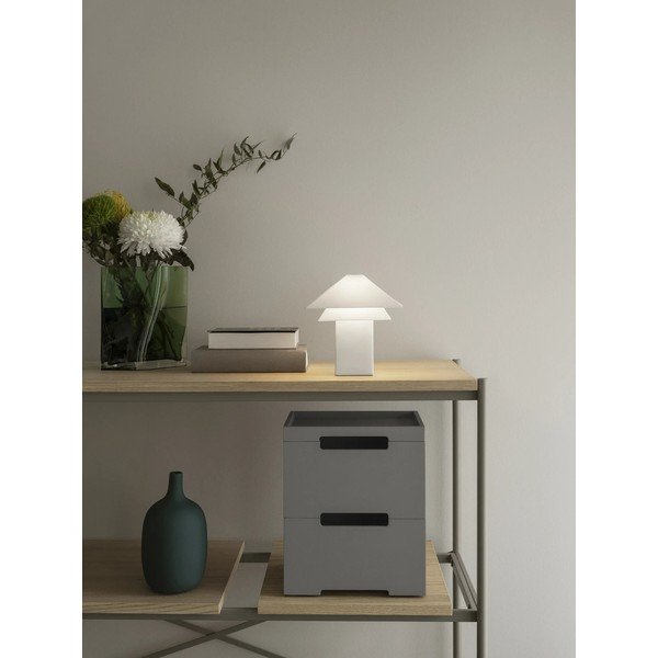 Бяла LED затъмняваща се настолна лампа с метален абажур (височина 33,5 cm) Sanaka – Blomus-image-4