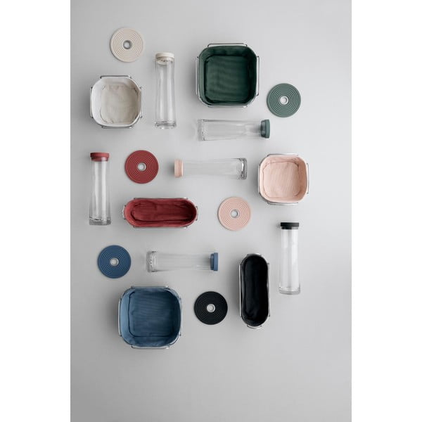 Стъклена кана за вода с бежов силиконов капак Aqua, 1 л - Blomus-image-1