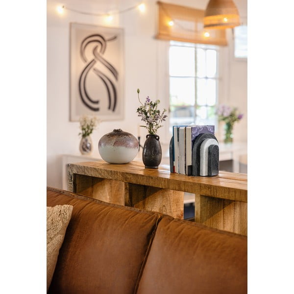 Кафява ръчно изработена керамична ваза Reina - Bloomingville-image-4