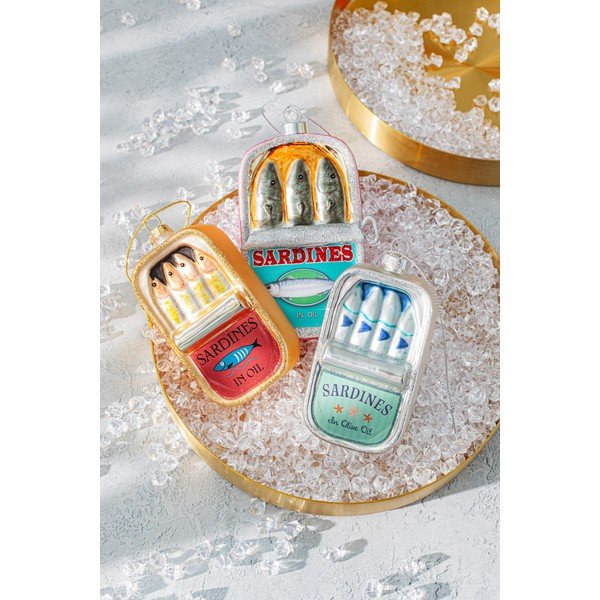 Стъклена Коледна украса 7 cm Can of Sardines – Sass & Belle-image-2