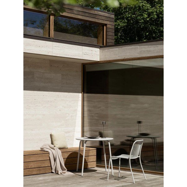 Светлосив градински стол метален Yua Wire – Blomus-image-1