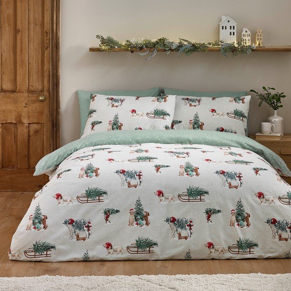 Зелено/в естествен цвят двойно  фланелено спално бельо 200x200 cm Brushed Christmas Dogs – Catherine Lansfield