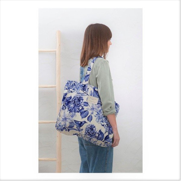 Чанта от плат , ширина 42 cm Blue Flowers - Really Nice Things-image-1