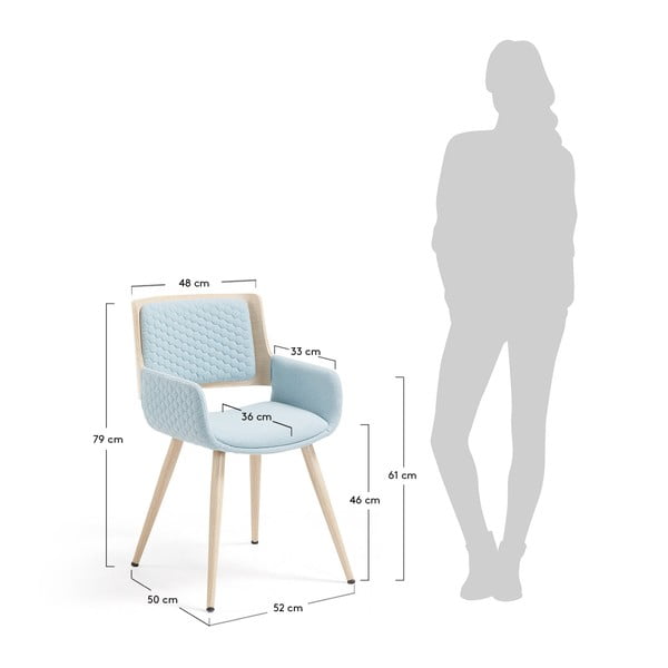 Světle modrá židle s dřevěným podnožím a područkami La Forma Andre-image-2