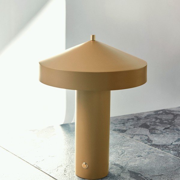 Метална настолна лампа в цвят жълта охра (височина 41 cm) Hatto – OYOY Living Design-image-1
