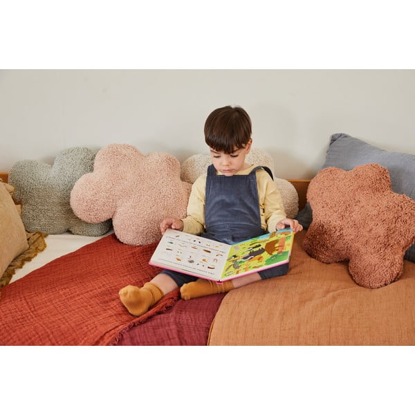 Детска възглавница Clouds – Lorena Canals-image-1