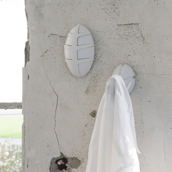 Бяла стенна пластмасова кука Bug – Spinder Design-image-3