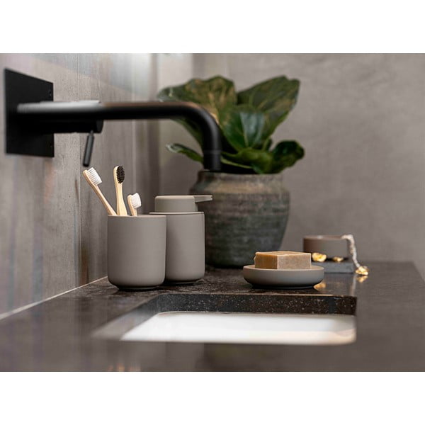 Кафяв керамичен диспенсър за сапун 0,25 л Ume - Zone-image-1