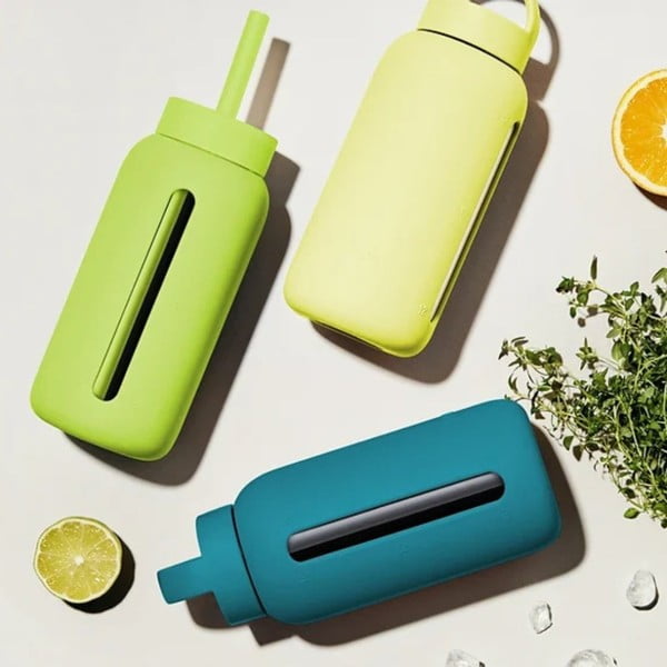 Зелена бутилка за пътуване  720 ml Electric Lime – Muuki-image-3