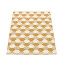 Килим за открито и закрито в цвят жълта охра 70x100 cm Dana Ochre – Pappelina