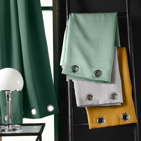 Светлозелено затъмняващо перде 135x180 cm Occult – douceur d'intérieur-image-3