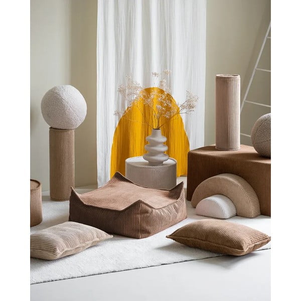 Светлокафява детска възглавница за диван от рипсено кадифе Roll – Wigiwama-image-3