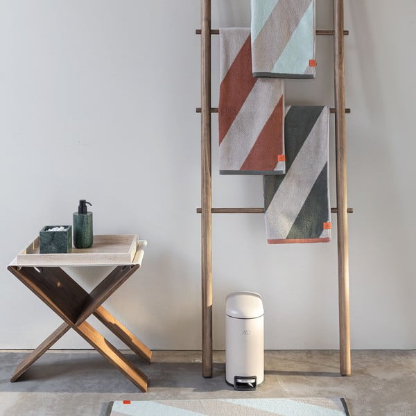 Хавлиена кърпа от органичен памук от тери в цвят каки 70x133 cm Diagonal – Mette Ditmer Denmark-image-2