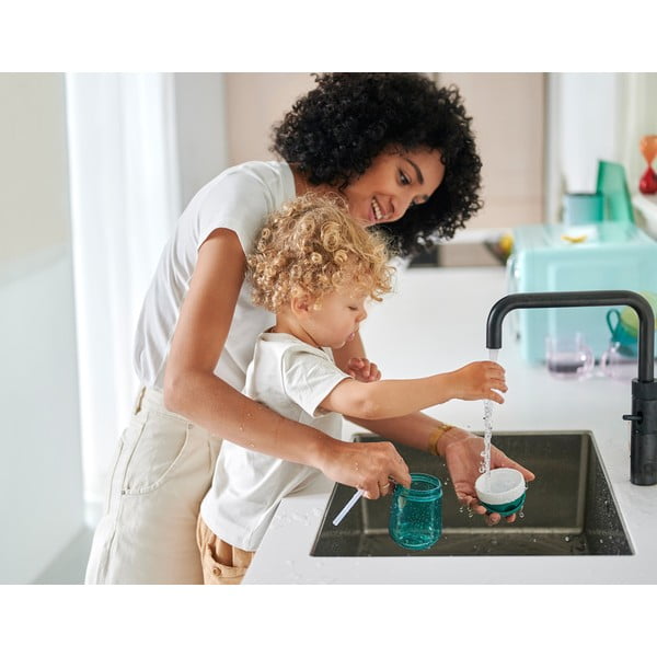 Бяла/светлозелена тританова детска чаша 300 ml Little farm – Mepal-image-3