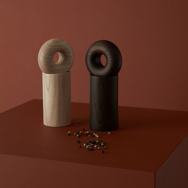 Дървена мелничка за сол и пипер в естествен цвят Hoop – OYOY Living Design-image-1