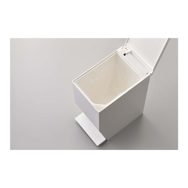 Бяло пластмасово кошче за боклук с педал 3,9 l Tower – YAMAZAKI-image-3