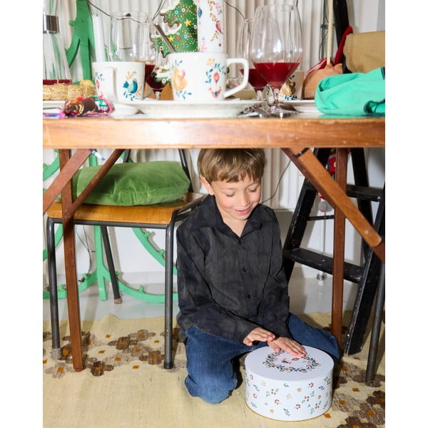 Свещ с коледен мотив, време на горене 56 часа Grand Cru Cottage 2025 – Rosendahl-image-4