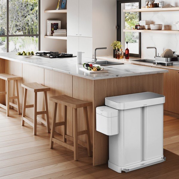 Бяло стоманено кошче за боклук с педал 58 l – simplehuman-image-1