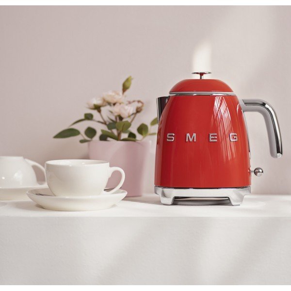 Червена електрическа кана от неръждаема стомана 800 ml Retro Style – SMEG-image-1