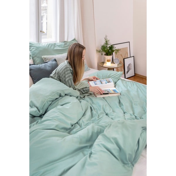 Зелено двойно  спално бельо от микросатен 200x200 cm Basic – Bonami Essentials-image-3