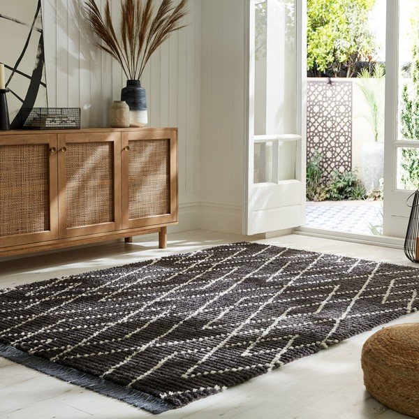 Черен килим 160x230 cm Aisha - Flair Rugs-image-1