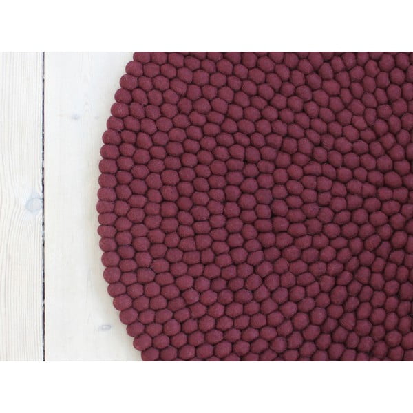 Вълнен килим с топчета в цвят тъмна череша , ⌀ 120 cm Ball Rugs - Wooldot