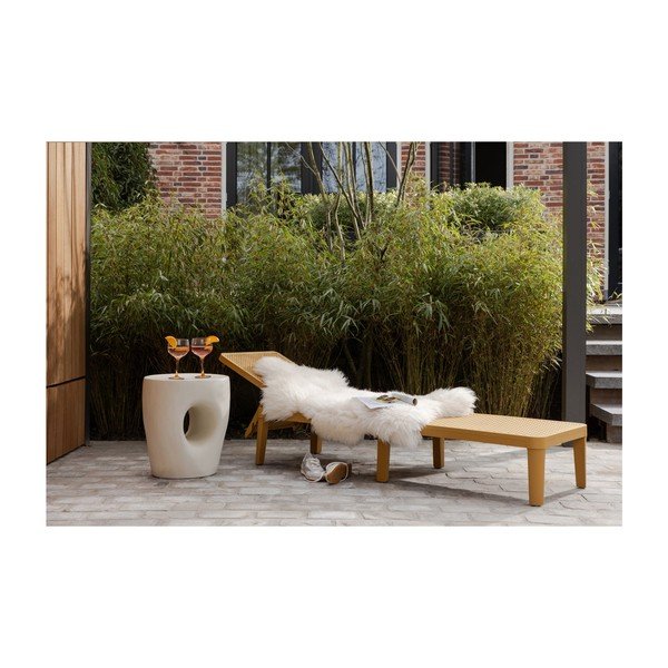 Пластмасова кръгла градинска масичка ø 40 cm Mica – WOOOD-image-1