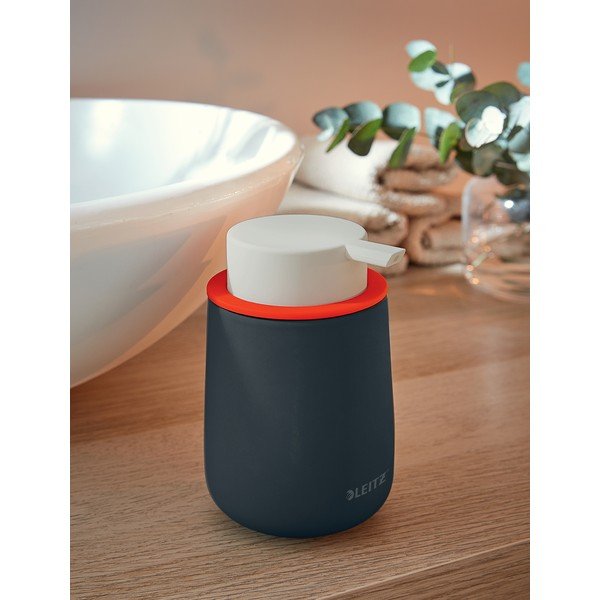 Сив керамичен дозатор за сапун Cosy - Leitz-image-4