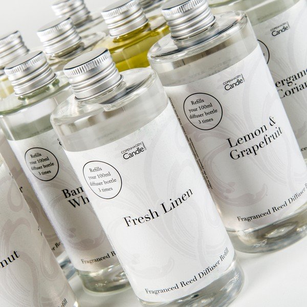 Náplň do aroma difuzéru s vůní santalového dřeva Copenhagen Candles, 300 ml-image-1