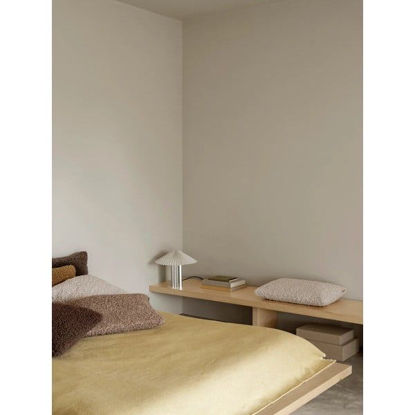 Бяла/в сребрист цвят затъмняваща се настолна лампа с текстилен абажур (височина 36 cm) Taite – Blomus-image-4