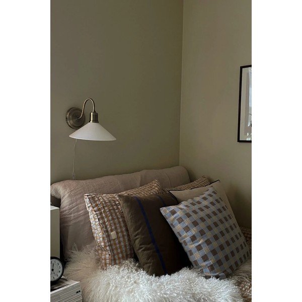 Стенна лампа в бял и месингов цвят Vela – Markslöjd-image-1