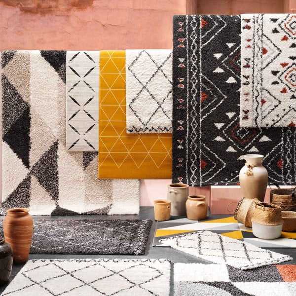 Бежов килим със смес от памук 68x110 cm Modesto – douceur d'intérieur-image-1