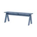 Синя градинска пейка от масивно дърво Navo – noo.ma