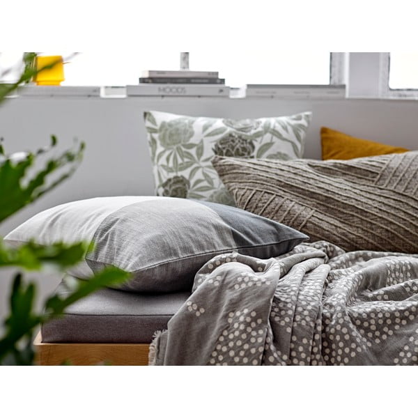 Зелена памучна възглавница Роза, 45 x 45 cm Tapestry - Södahl-image-1