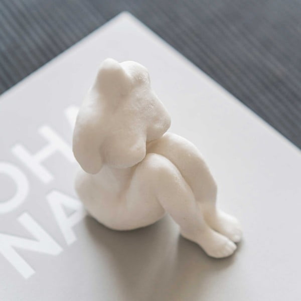 Статуя от полирезин (височина 14 cm) Sitting Woman – Mette Ditmer Denmark-image-2