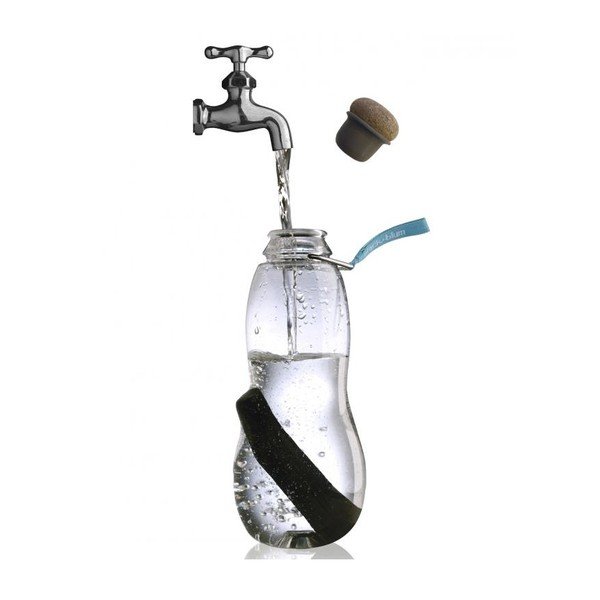 Modrá filtrační láhev Black + Blum Eau Good s aktivním uhlím, 800 ml-image-3