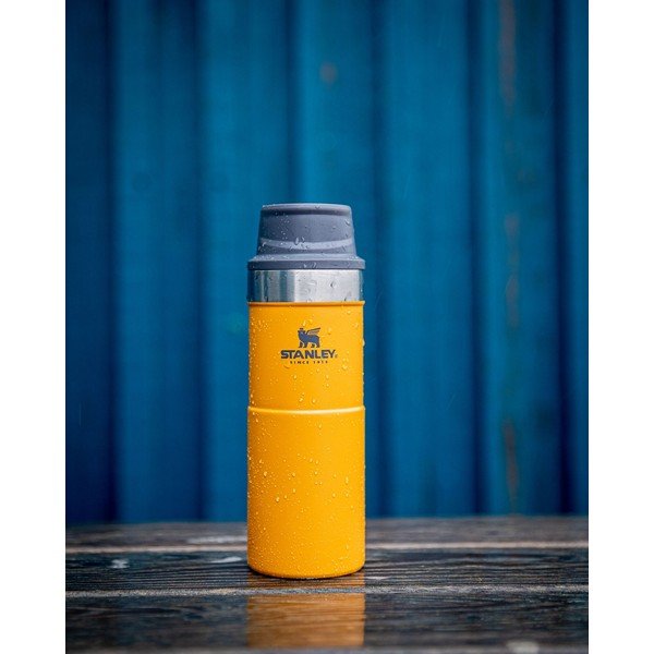 Жълта термочаша 350 ml - Stanley-image-1