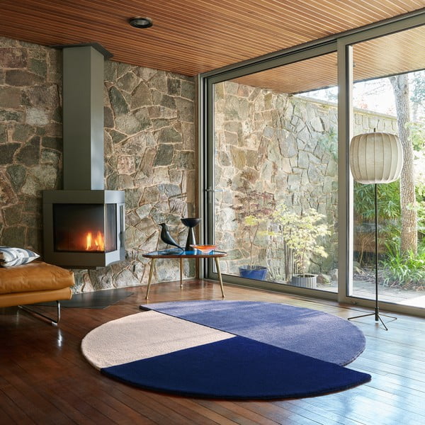 Син ръчно изработен вълнен кръгъл килим ø 150 cm Mia Segment – Flair Rugs-image-1
