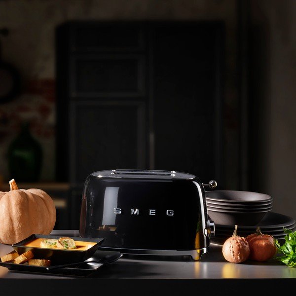 Черен тостер Retro Style – SMEG-image-1