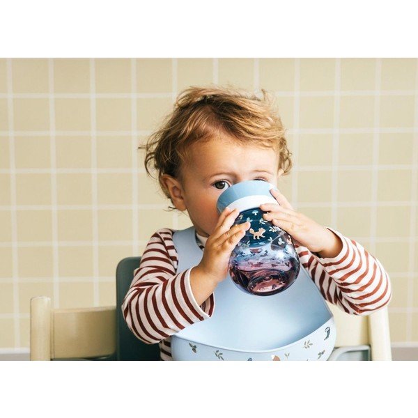 Светлозелена пластмасова детска чаша 300 ml Little Farm – Mepal-image-1