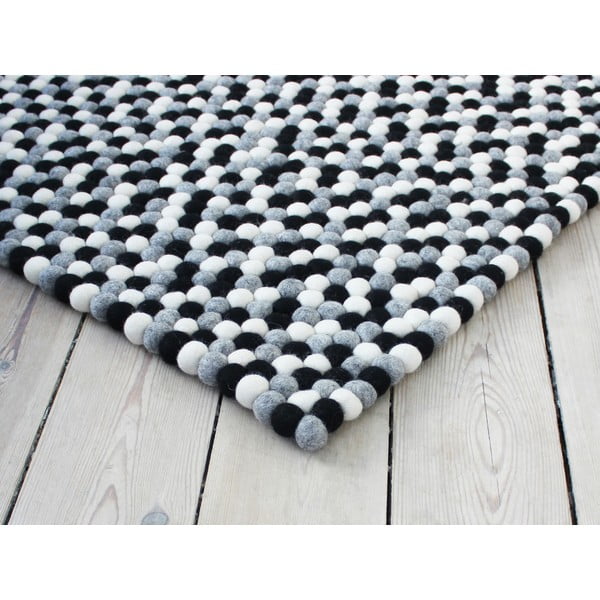 Черно-бял вълнен килим с топки , 100 x 150 cm Ball Rugs - Wooldot
