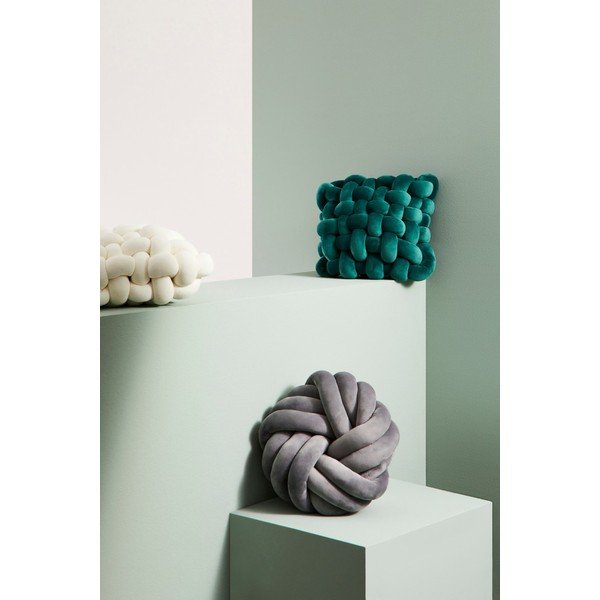 Кадифена декоративна възглавница 30x30 cm Entwine – Yes Everyday-image-2