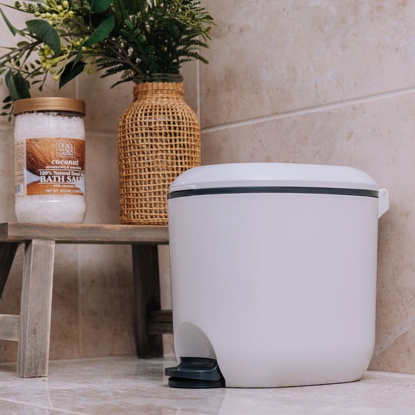 Бяло пластмасово кошче за боклук с педал 3,5 l – Addis-image-3