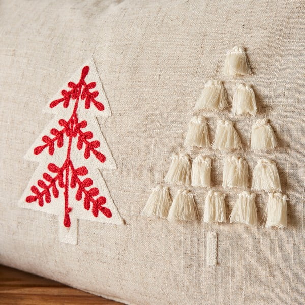 Декоративна възглавница с коледен мотив 30x50 cm Christmas Tree - Catherine Lansfield-image-2