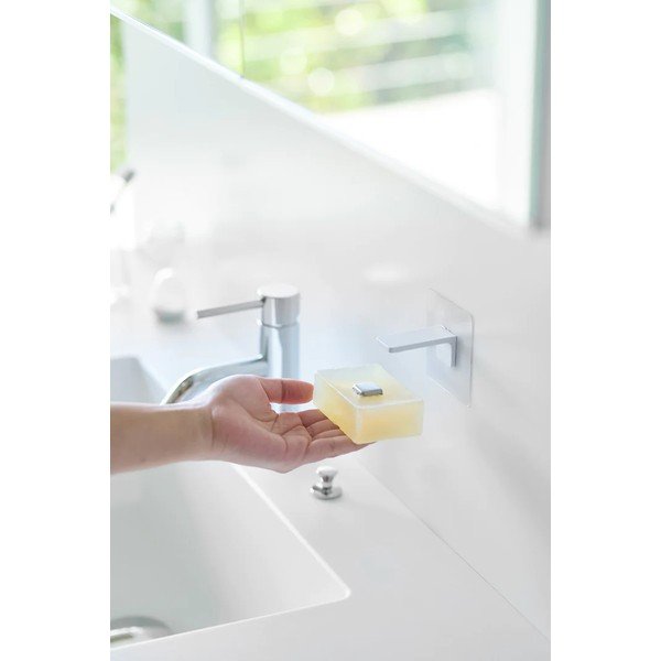 Бяла самозалепваща пластмасова магнитна поставка за сапун Film Hook – YAMAZAKI-image-4