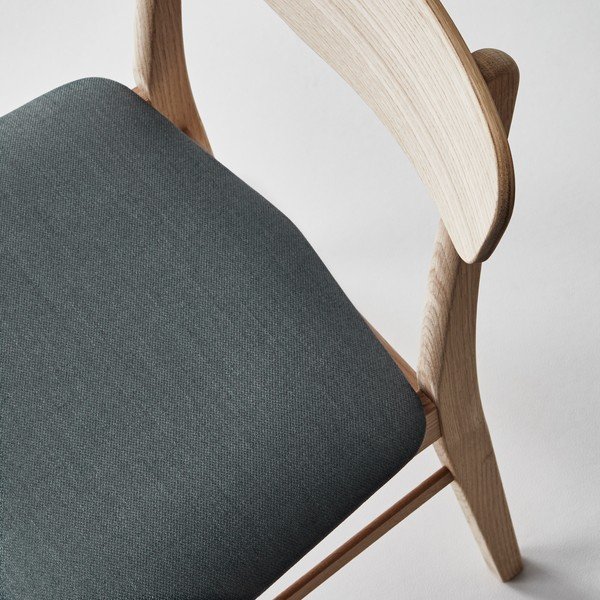 Трапезни столове от дъб Findahl на Hammel Mosbol - Hammel Furniture-image-3