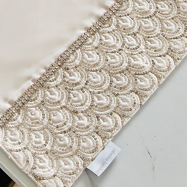 Текстилни подложки за хранене в комплект от 4 бр. 30x46 cm Deco Sequin – Catherine Lansfield-image-1