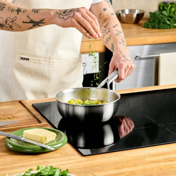 Касерола от неръждаема стомана с капак подходящо за индукционен котлон 1,5 l Lucca 3.0 – FABINI-image-1